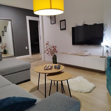 Home Apartment Ниш Екстер'єр фото