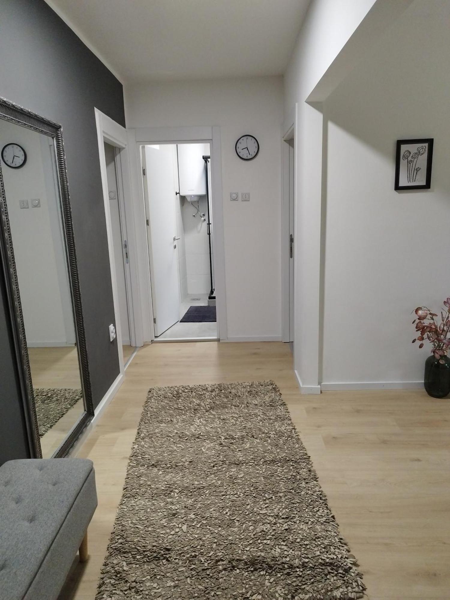 Home Apartment Ниш Екстер'єр фото